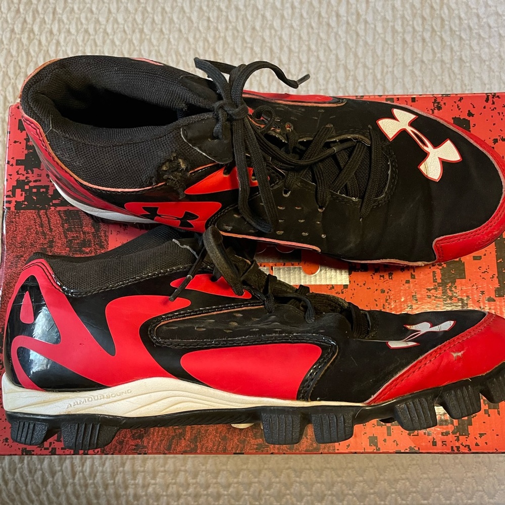 Under Armour Cleats